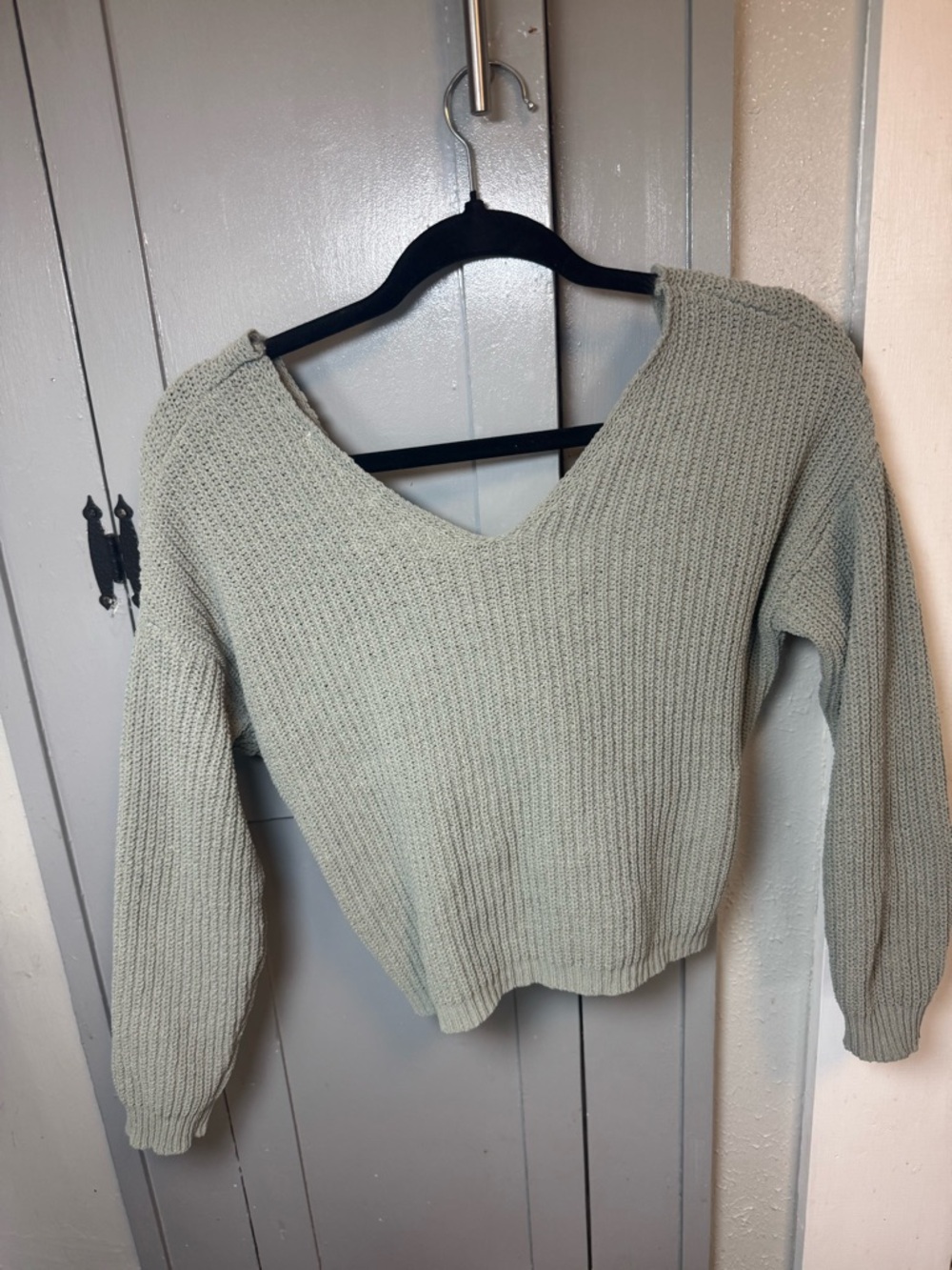 moon & madison V-Neck Ribbed Sweater in Sage